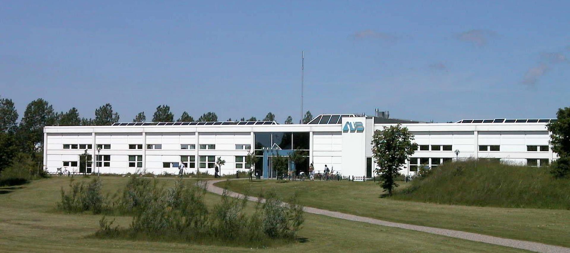 Aalborg Universitetsbibliotek 2003