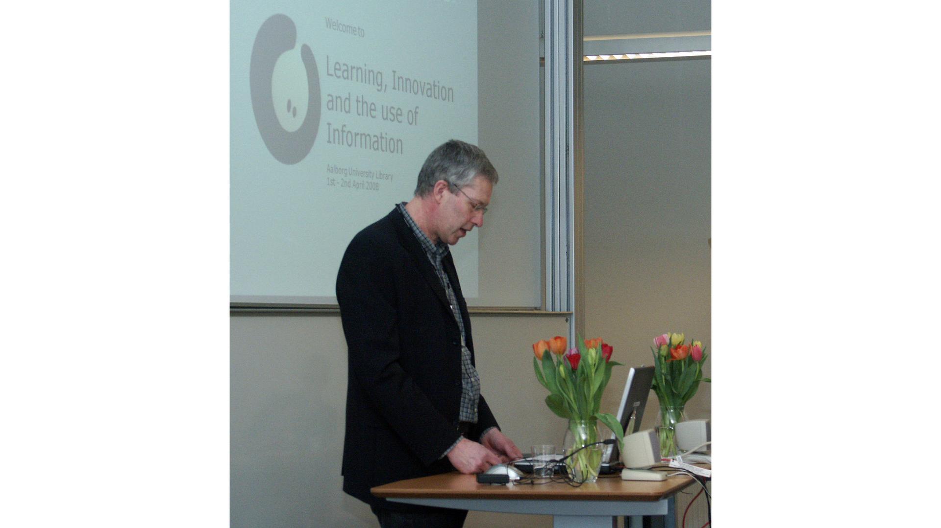 Niels-Henrik Gylstorff, overbibliotekar, velkomsttale ved konferencen "Learning, Innovation, and the Use of Information" 2008